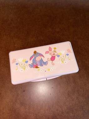 winnie the pooh wipe container